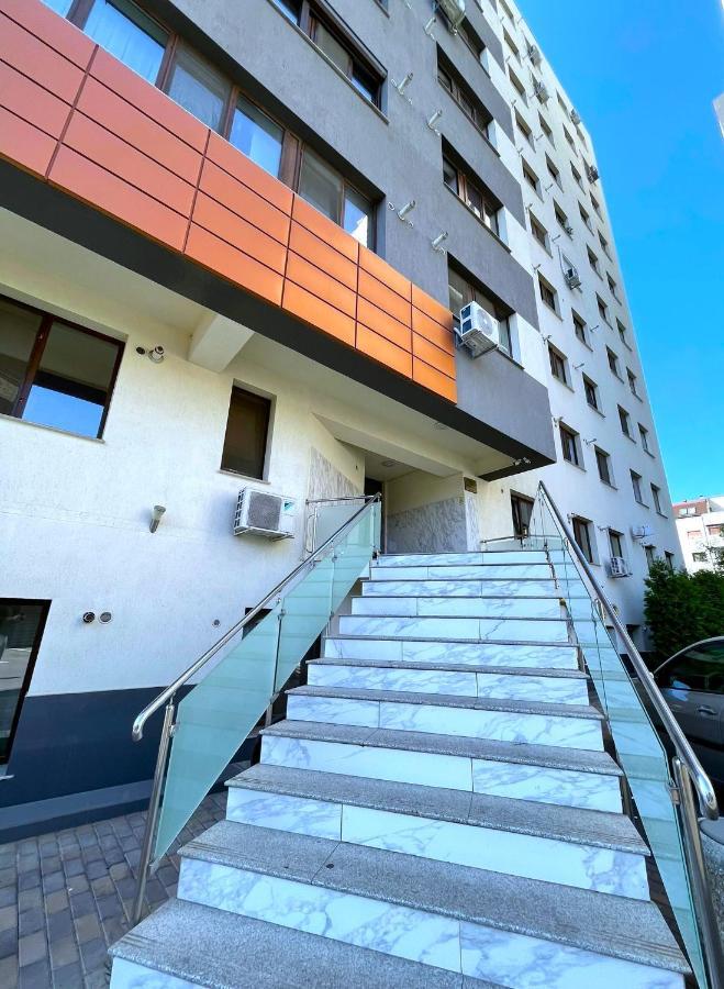 Taste Of Iasi - Two Room Apartment - Central - Sunset Touch Extérieur photo