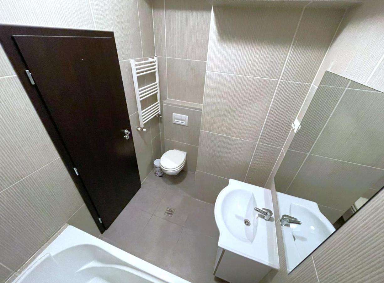 Taste Of Iasi - Two Room Apartment - Central - Sunset Touch Extérieur photo