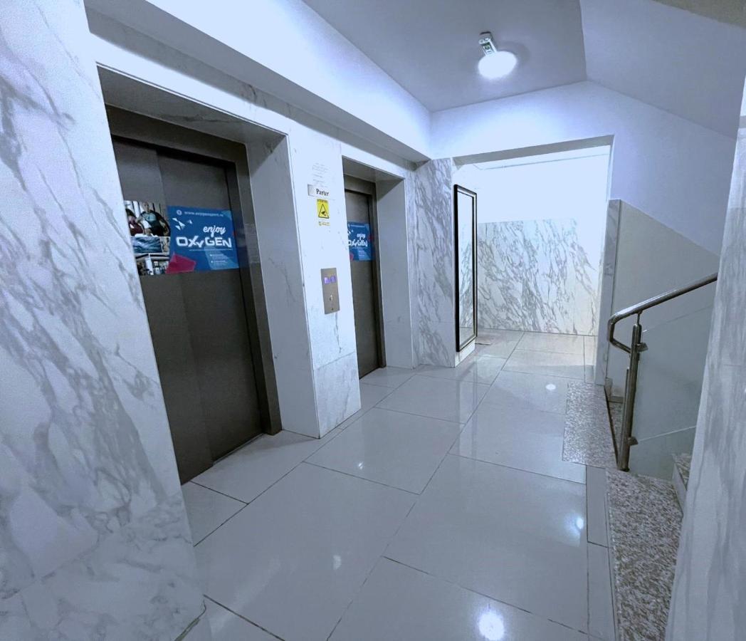 Taste Of Iasi - Two Room Apartment - Central - Sunset Touch Extérieur photo